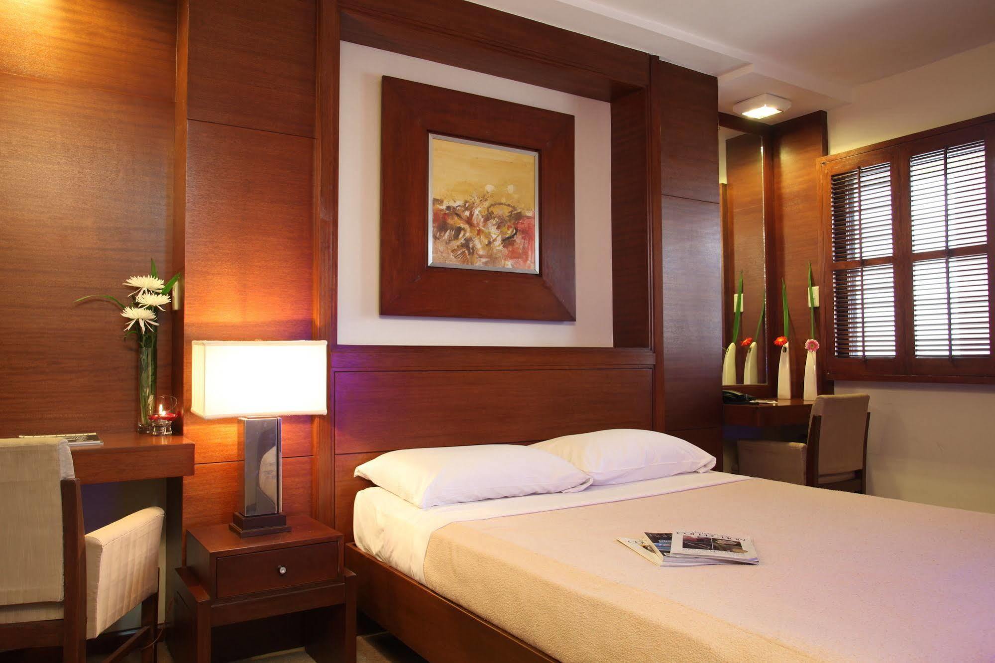 Amorsolo Mansion Hotel Makati City Exteriér fotografie
